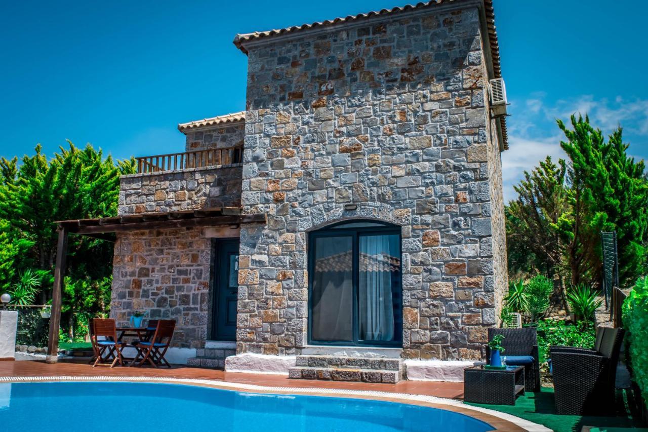 Niriides Villas Old Listing Khersónisos Eksteriør bilde