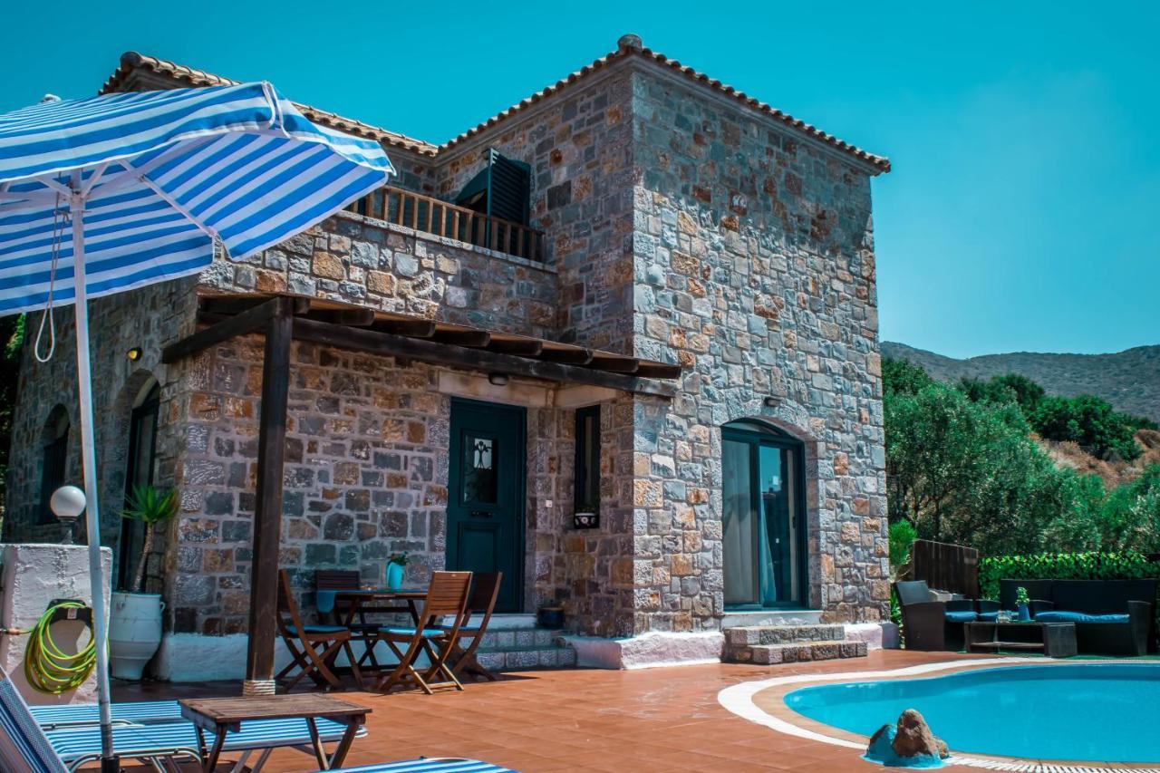 Niriides Villas Old Listing Khersónisos Eksteriør bilde